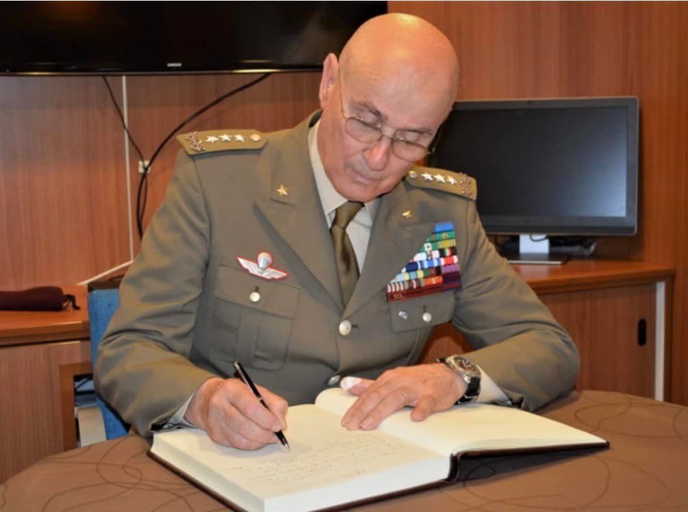 Quando parla un vero Ufficiale (non quelli da scrivania) bisognerebbe ascoltarlo….